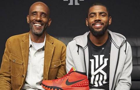 东体：阿苏埃最快16日返回上海，陈晋一最早19日归队（据东体报道，阿苏埃有望16日回沪，陈晋一最早19日归队）