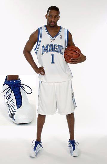 皇马死盯希腊天才！4000万要价难阻三豪门争夺战（皇马锁定希腊新星：4000万标价难挡三大豪门围抢）