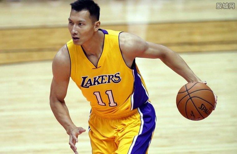 阿斯：皇马依然信任阿隆索，他知道要帮球队寻找连续性（阿斯报：皇马仍信任阿隆索，他明白自己要为球队的连续性负责）