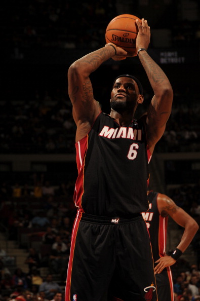 美记：若哈登进入交易市场，火箭和森林狼将是潜在追求者（美媒：哈登若被摆上货架，火箭与森林狼或将参与竞逐）