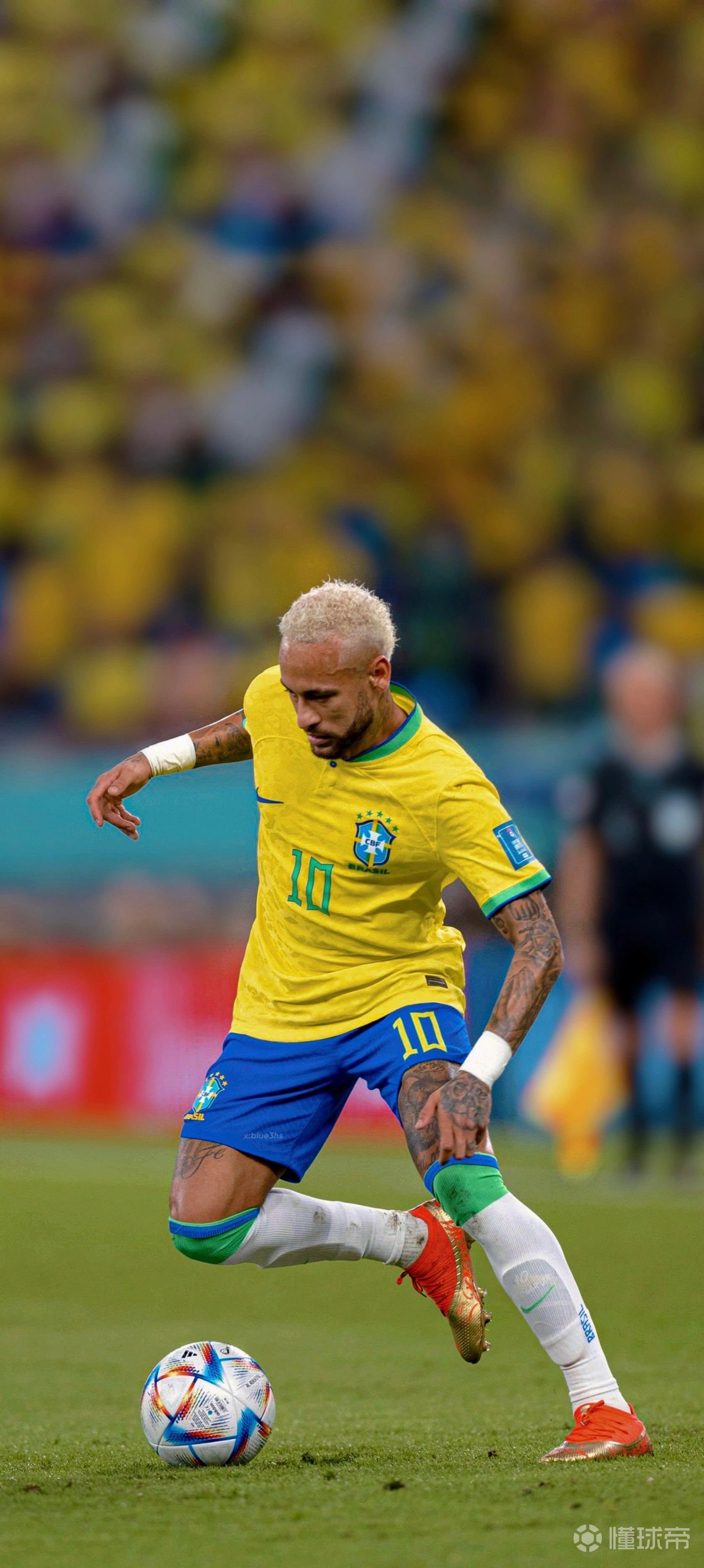 拜仁对阵圣保利全场3次射门中柱：卡尔2次、凯恩1次（拜仁战圣保利全场三度中柱：卡尔两次、凯恩一次）