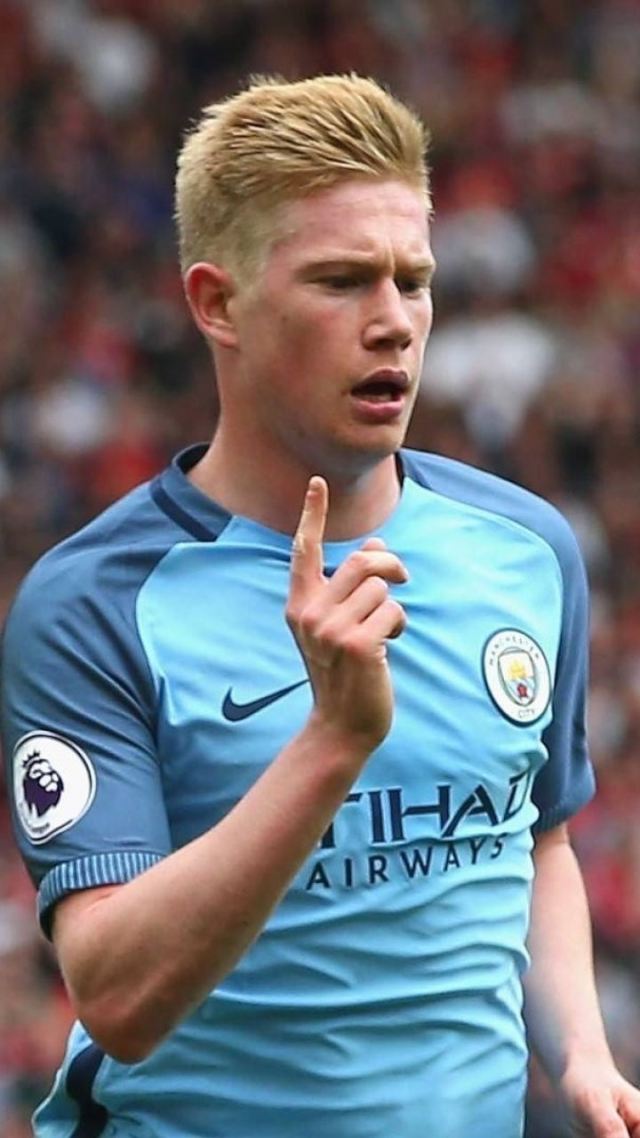 玻利维亚杯发生大规模斗殴，17人被罚下，警方被迫使用催泪瓦斯（玻利维亚杯爆发群殴：17人被罚下，警方动用催泪瓦斯）