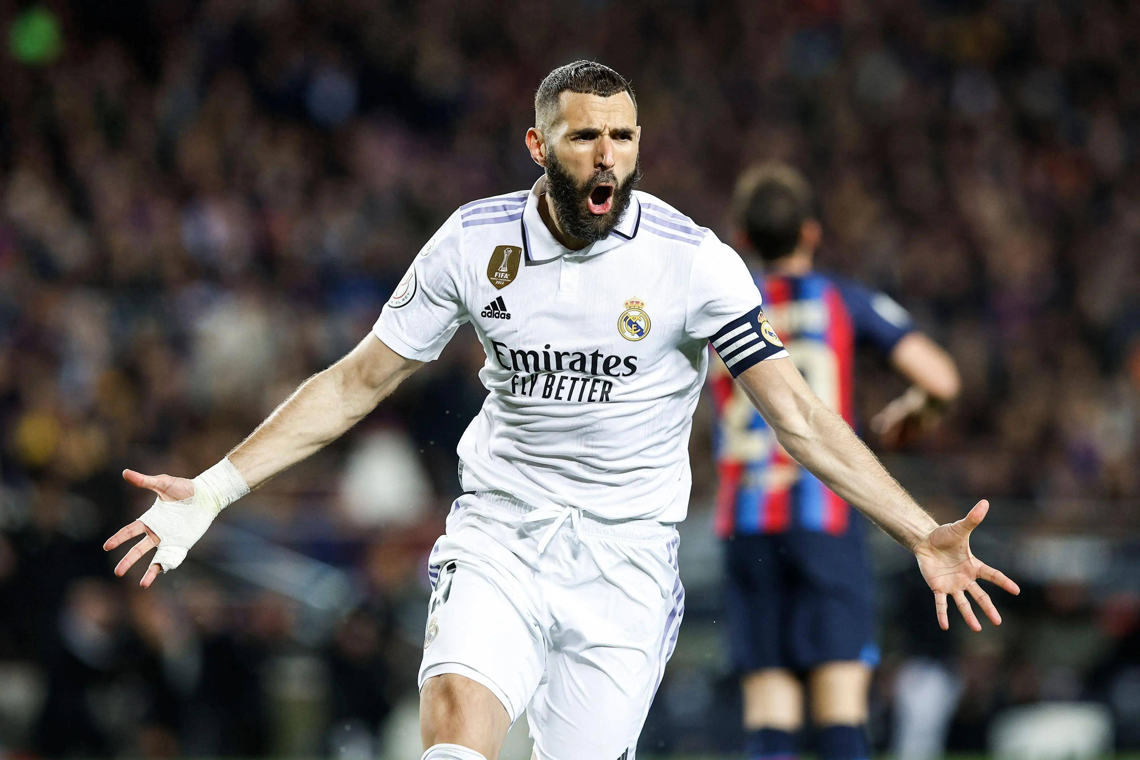 北控vs山东前瞻：两大本土新锐主帅斗法，恩怨之争看点十足（北控战山东前瞻：两位本土新锐少帅斗智斗勇，恩怨戏码看点满满）