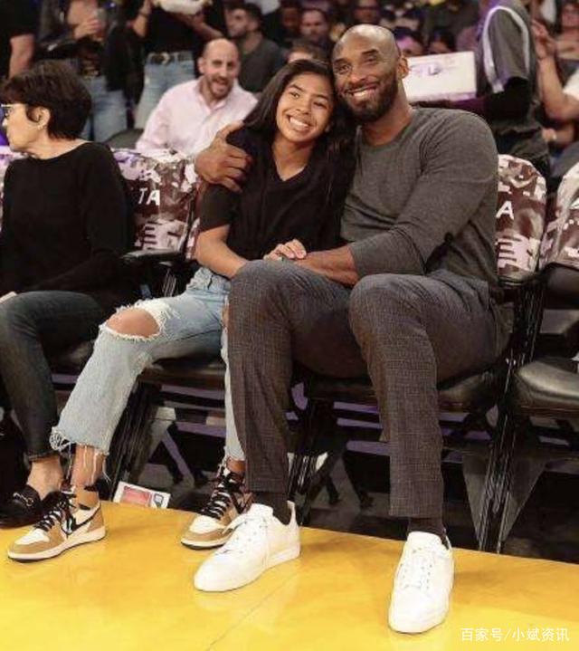 相差7.2公里，曼城全队跑动119公里，皇马跑动111.8公里（曼城全队跑动119公里领先皇马111.8公里，差距7.2公里）